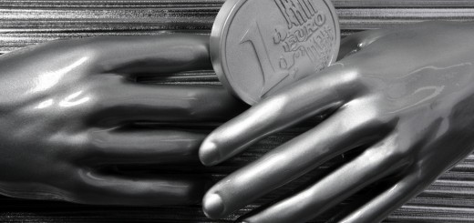 122478016 520x245 Amazon takes its virtual Coins currency beyond the Kindle Fire and into the wider Android ecosystem