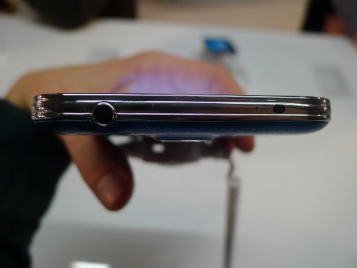 P1050096 520x390 Samsung Galaxy S5 hands on: Is the fingerprint scanner and heart rate monitor just a gimmick?