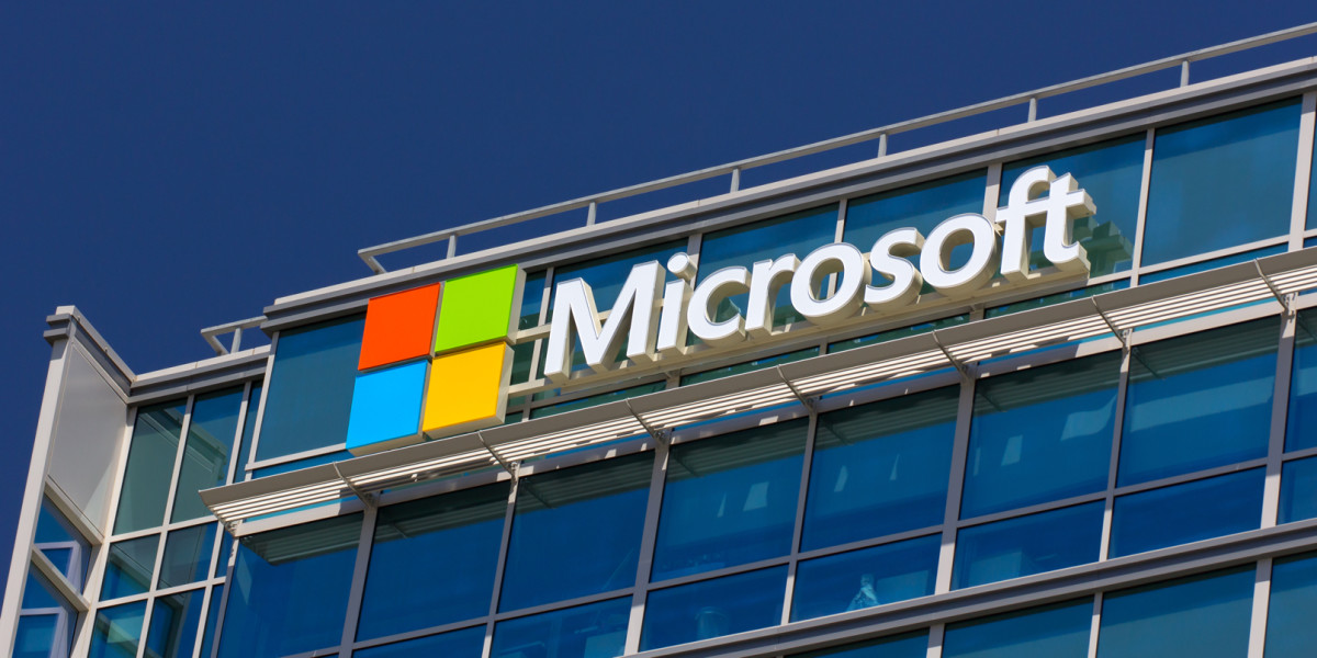 Report: Microsofts enterprise products covertly gather personal data on users