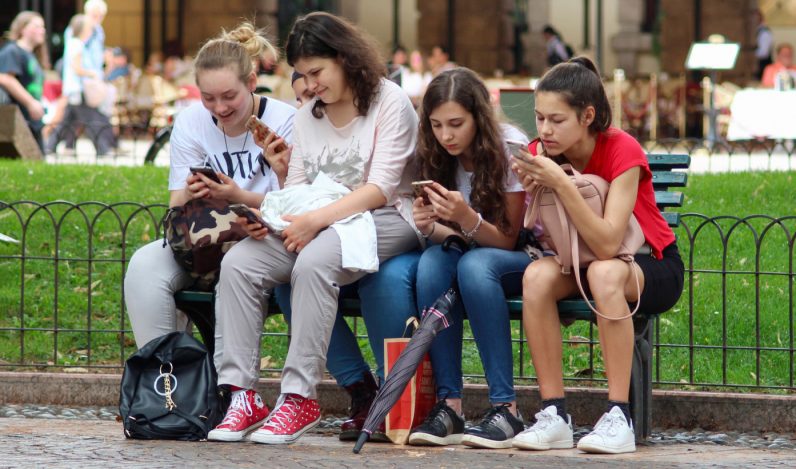 Study links frequent gadget use to increased ADHD symptoms in teens