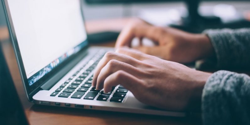 Learn to write clearer emails and persuasive pitches with this $10 course