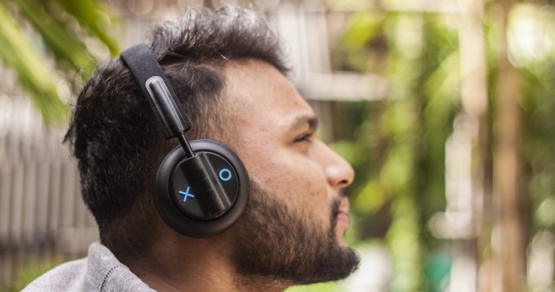 I found a great pair of noise-canceling headphones under $50  your ears will thank me