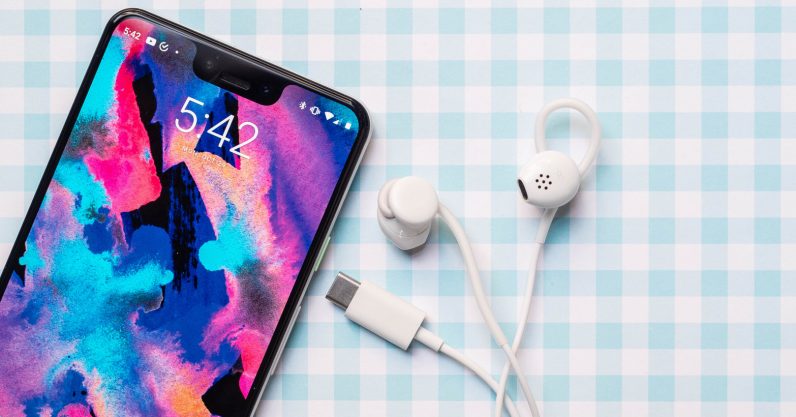 PSA: The Pixel 4 comes with neither earbuds nor dongle