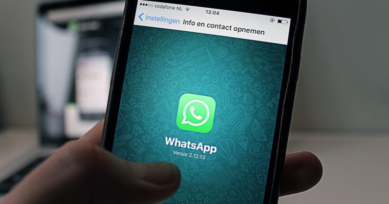 Report: WhatsApp surpasses Facebook as the social networks most popular app