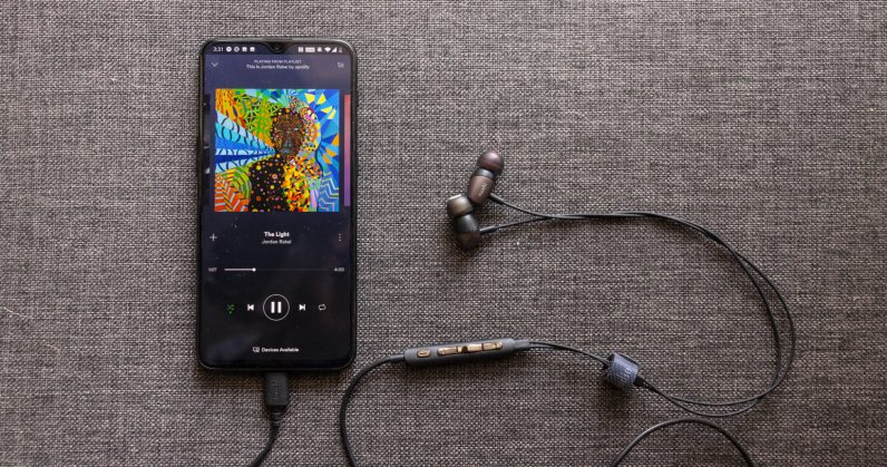  audio usb-c earphones moshi deliver better quality 