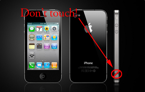 where not to touch the iPhone 4