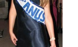 Beauty queen fail