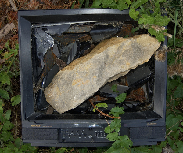 Why is it so difficult to legally watch TV shows online?