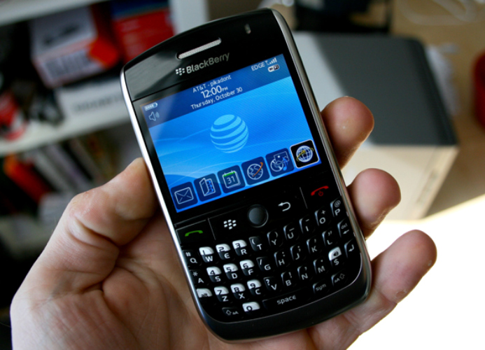 RIM bringing near-field communication to BlackBerry devices