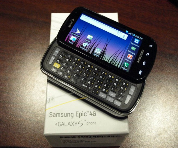 5 Best Smartphones With Physical Keyboards
