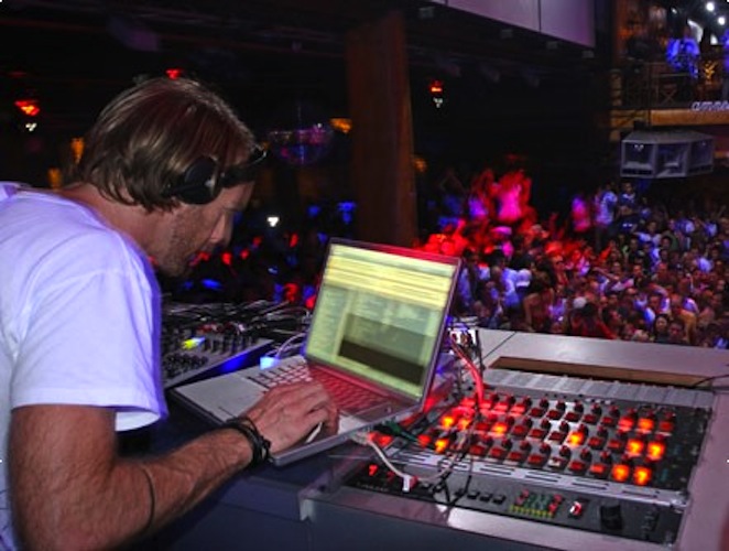 Traktor Duo: Have an aspiring DJ on your list? Get them playing, for cheap.