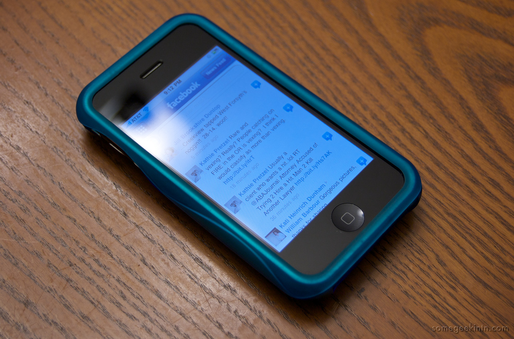 Facebook bringing new privacy controls to mobile devices
