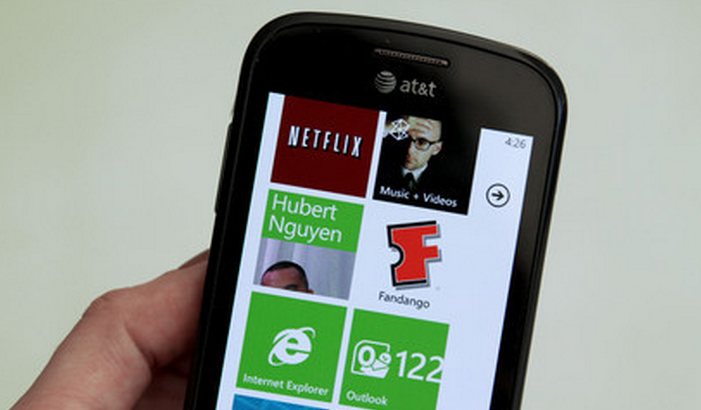 Is Windows Mobile outselling Windows Phone 7?