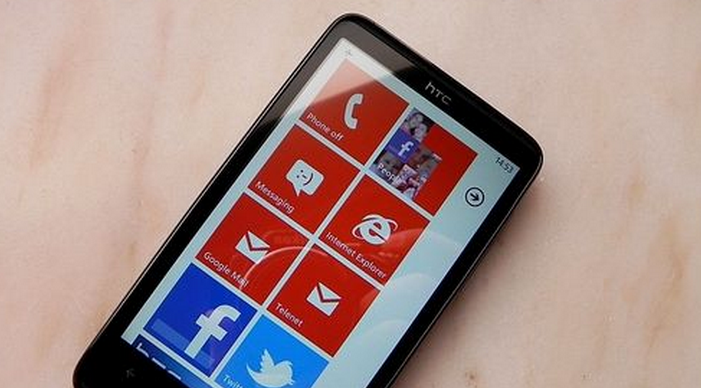 Microsoft responds to hacked Windows Phone 7 ROMs