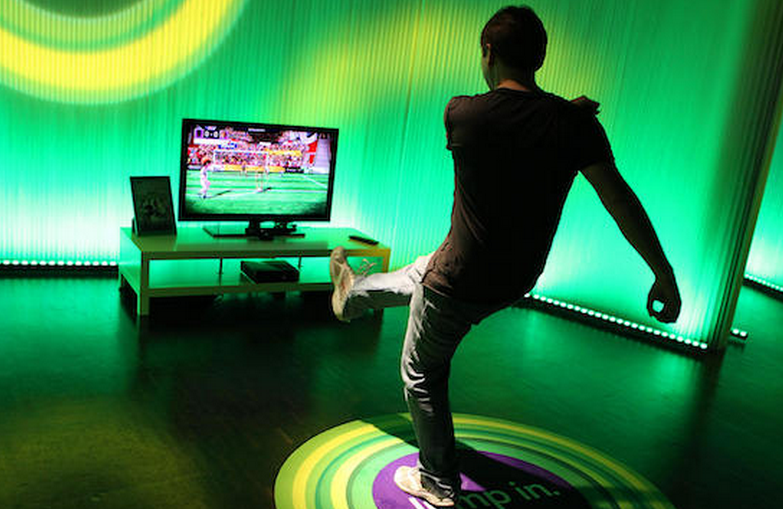 Microsoft to blow open the Kinect with personal-use SDK