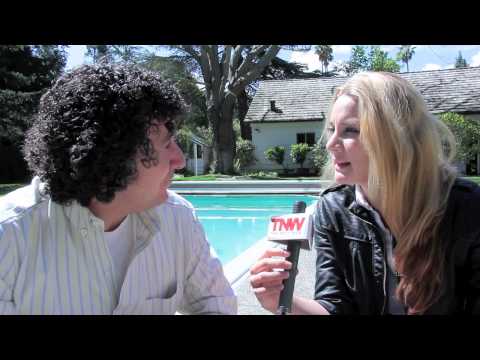 The TNW Microsoft Week: Katy Perry, WP7, Store Wars, and Developers, Developers, Developers