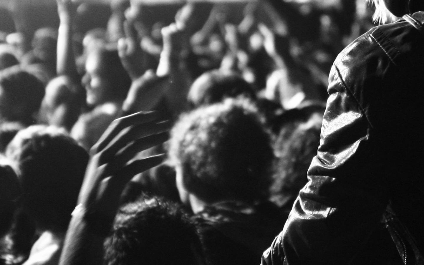 Popdust tells us how to make a killer online music magazine.