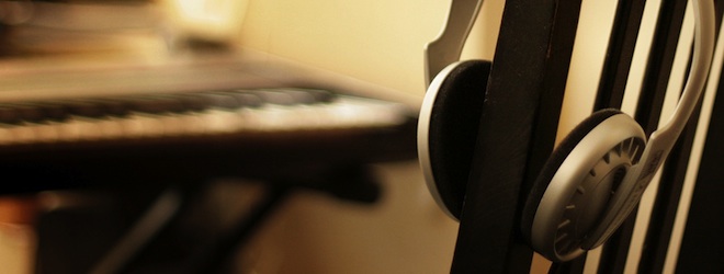 How to Automatically Pause and Resume Music using AppleScript