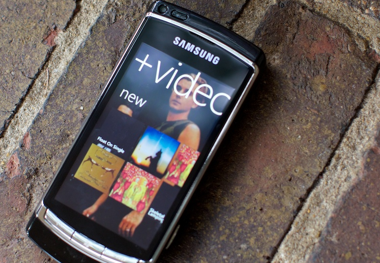 New hints that Windows Phone 7.5 will include visual voicemail