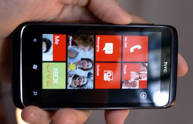 Rumors of new HTC WP7 handsets follow pledge of continued platform support