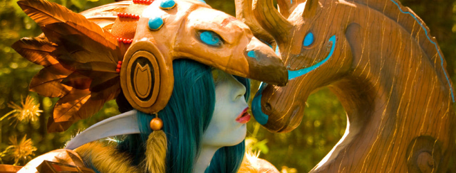 Order & Chaos is the closest to World of Warcraft your iOS device can get
