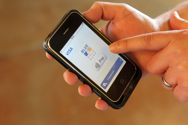 Mobile commerce is a goldmine for UK economy but 4G holds the key, says report