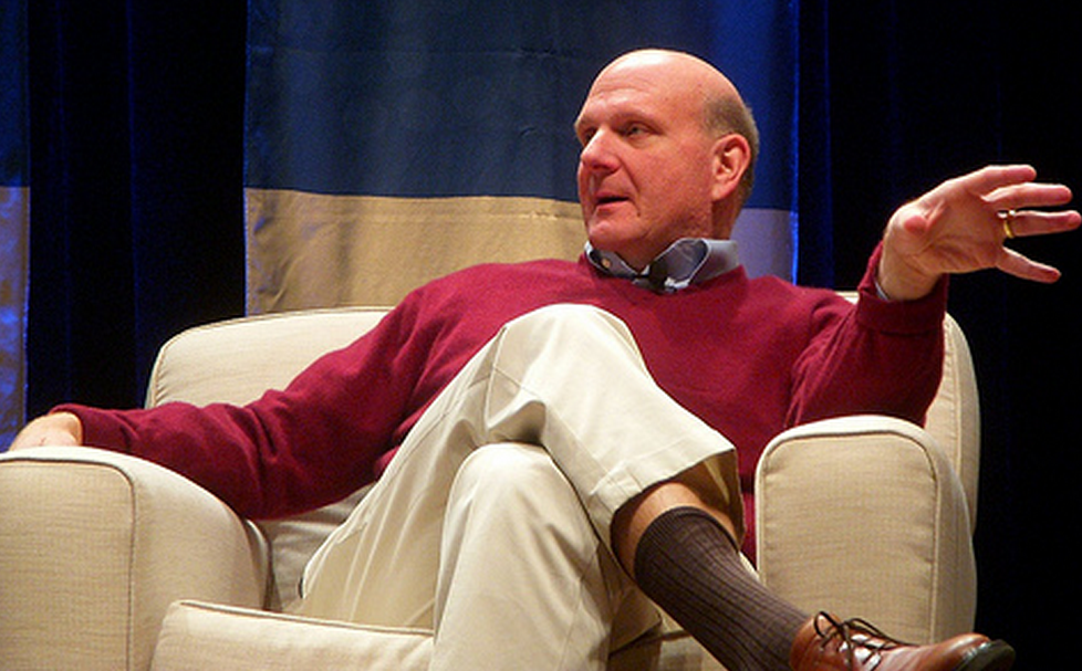Ballmer mocks Mac sales while touting Microsoft’s products