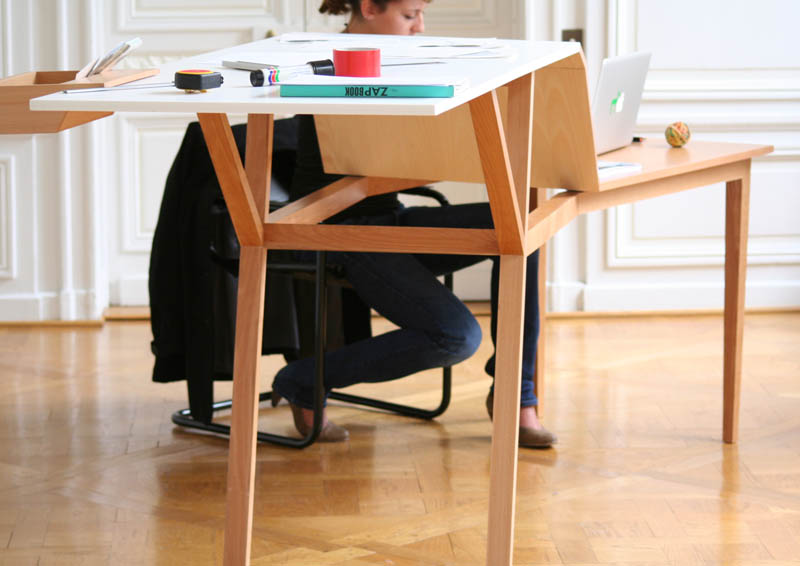 Sit Down Stand Up This Desk Will Fix Your Posture Tnw Lifehacks