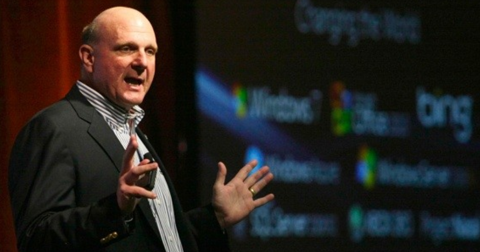 Microsoft reshuffles its Windows 8 coming out party
