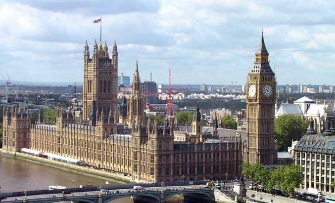 Confirmed: Twitter will meet with the UK government for riot talks