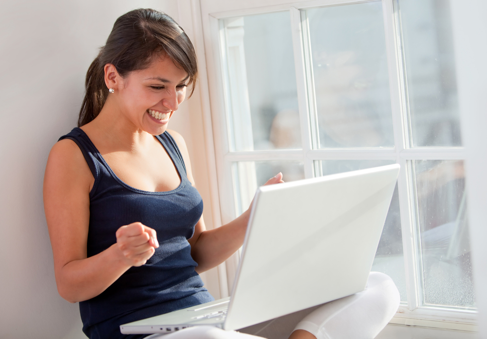 Social media – Women do it longer, but men do the talking