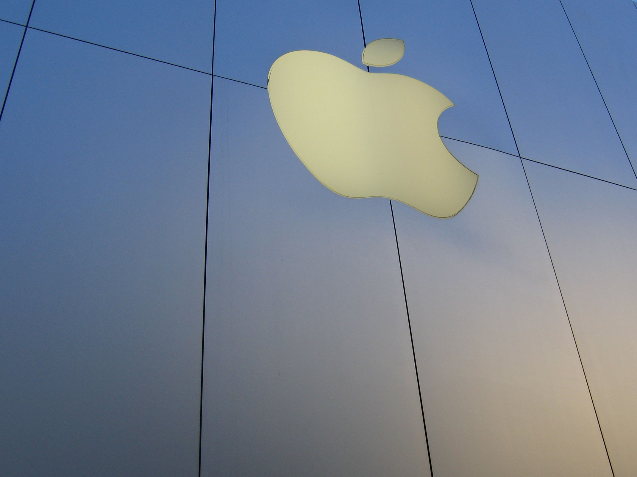 Apple now has $81.5B in cash, 13.2M sq. ft. of facilities and 60K employees