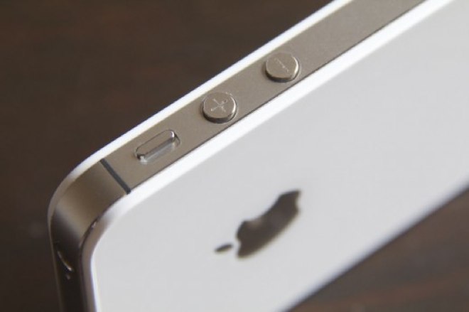 Apple “Isn’t close to finding a fix” for iPhone 4S battery issue, asks user for help ...