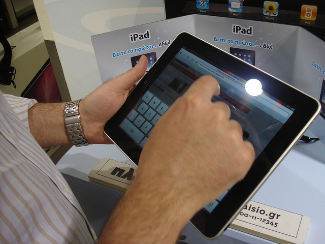 ZURB launches Axe – an iPad web app to help you annotate designs