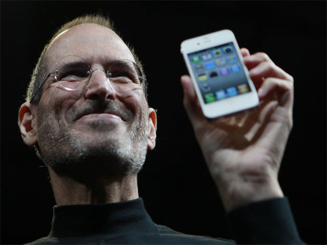 Over 50% of Steve Jobs tweets originate from Apple devices