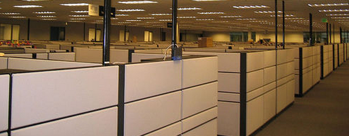 Windows 7 set to capture enterprise dominance, despite Windows 8 looming on the horizon
