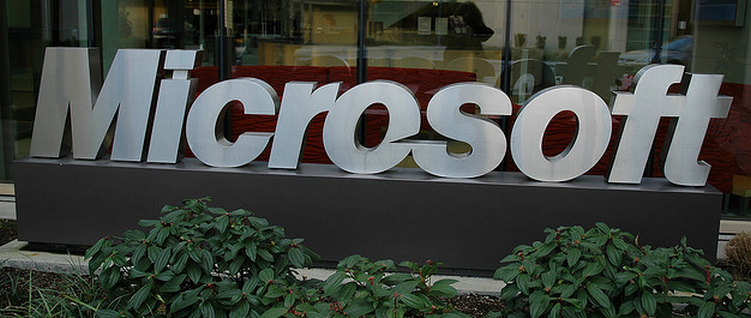 At last, the Lync mobile clients are ready to go