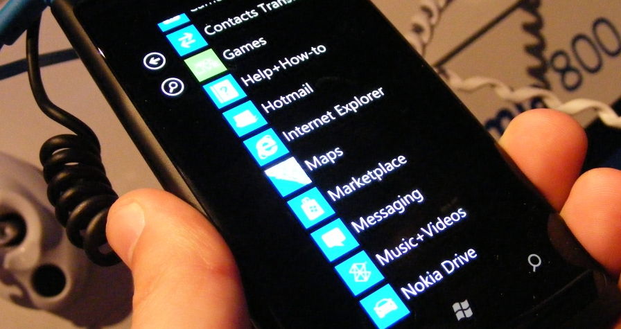 Nokia reportedly pushing a 4G LTE Lumia 800 to both Verizon and AT&T
