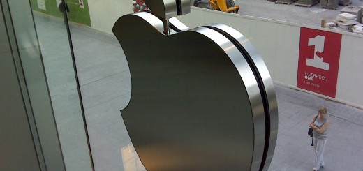 Apple wins ruling with ITC banning import of some HTC devices starting April, 2012