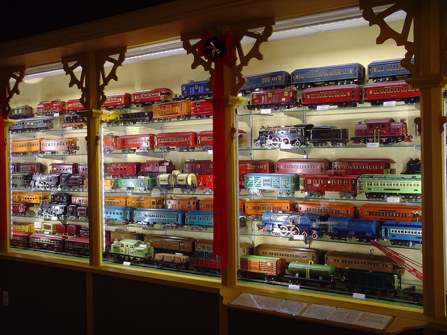 big model train set