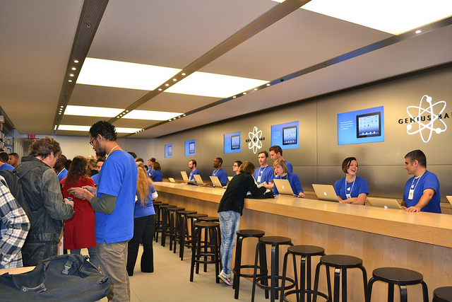 Apple’s theft policies in question after it gives a thief a free ‘replacement’ iPhone ...