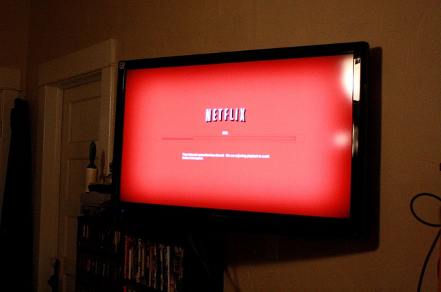 Netflix is back on track in 2011’s last quarter, but the transition from DVD continues