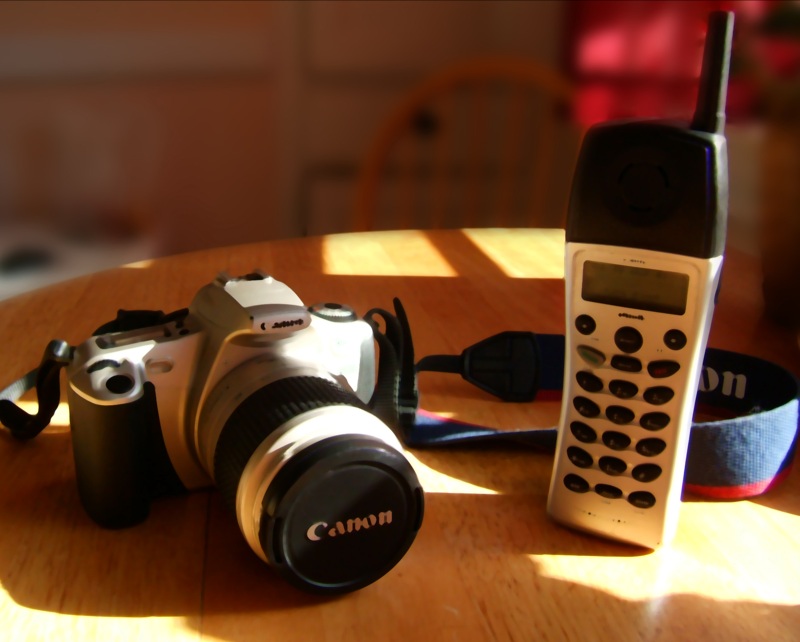 Samsung touts ‘connected’ cameras in response to the rise of smartphones