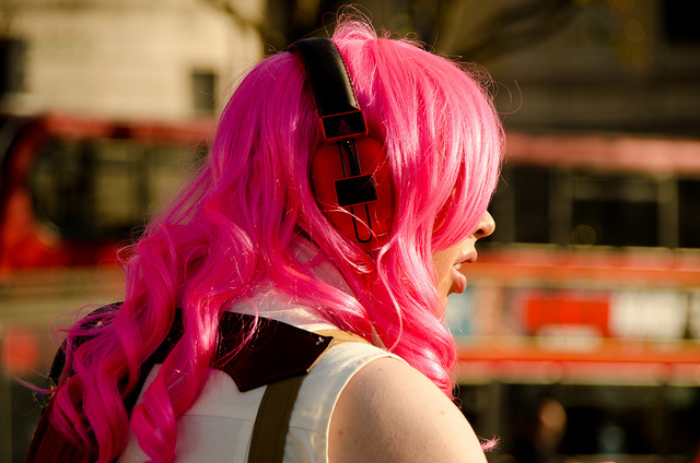 Facebook launches ‘Listen With’ feature, lets you enjoy music with your friends