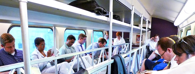 Politician’s potentially incriminating conversation is live-tweeted by a reporter on a train