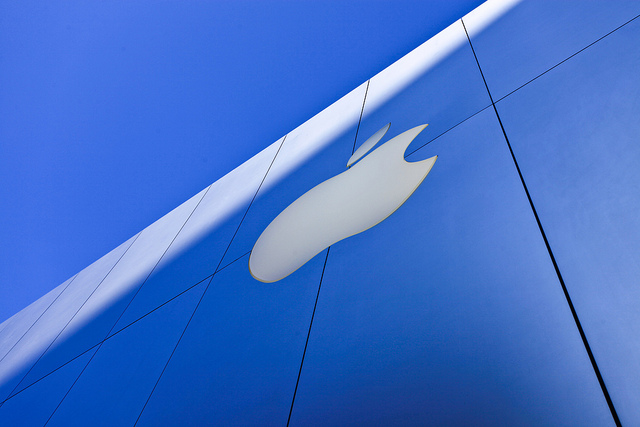 Apple asks the Fair Labor Association to inspect working conditions at Foxconn