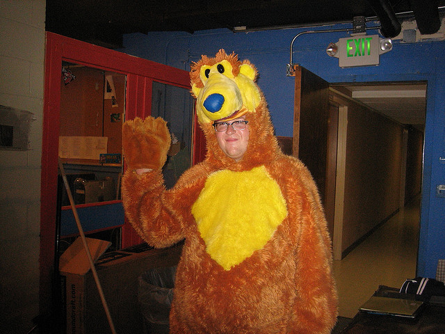 Co-founder of charity fundraising site Raise5 will dance in a bear suit for your Valentine