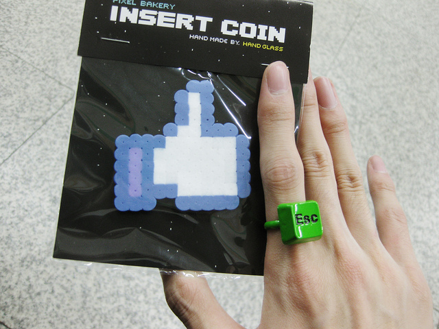 Facebook’s Open Graph may be bringing a younger audience to media outlets