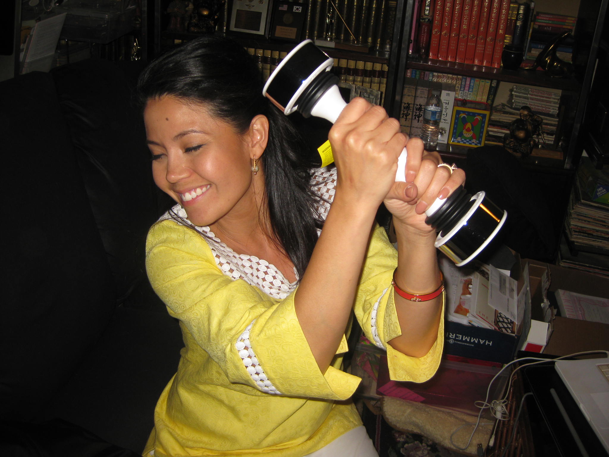 Tumblr Tuesday: CEOs with Shake Weights