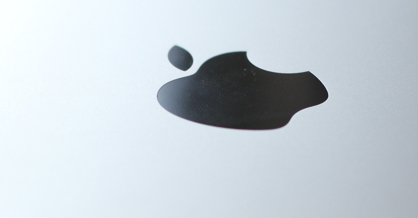 Is a secret iPad 3 feature holding up the release of iOS 5.1?